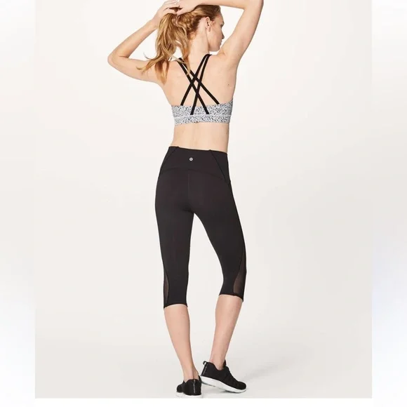 lululemon athletica Black and White Sports Bra Intimates - Picture 4 of 12